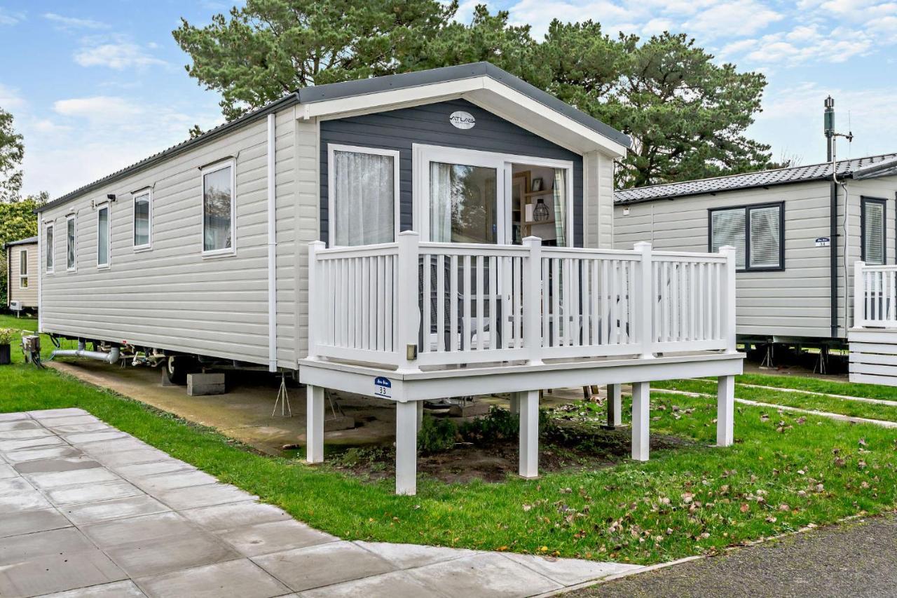 Sea La Vie Lodge, Rockley Park Holiday Park, Poole, Dorset Dış mekan fotoğraf